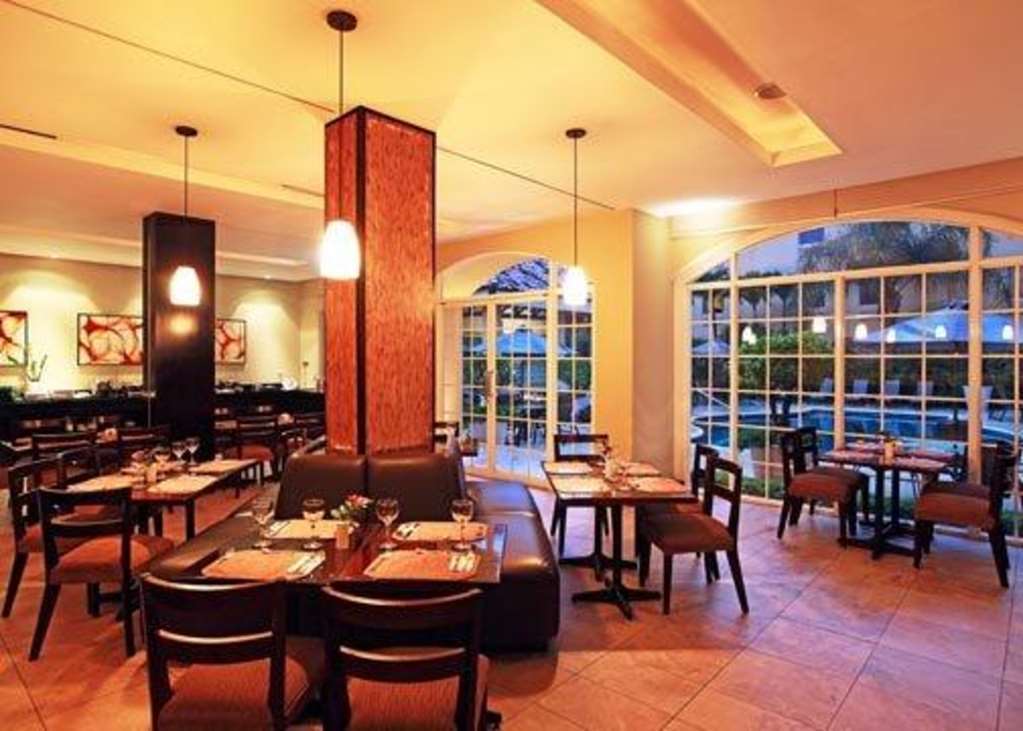 Four Points By Sheraton San Jose Costa Rica Restaurant foto